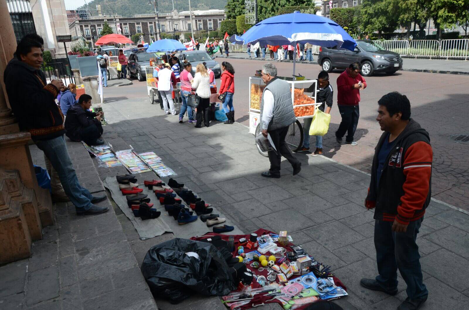 Lucha contra comercio informal no se detendrá