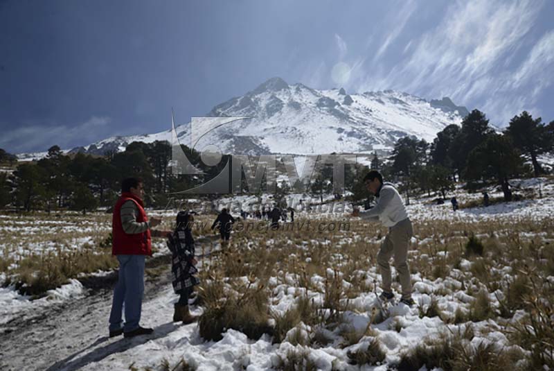 Solicitan a paseantes no maltratar el Nevado de Toluca
