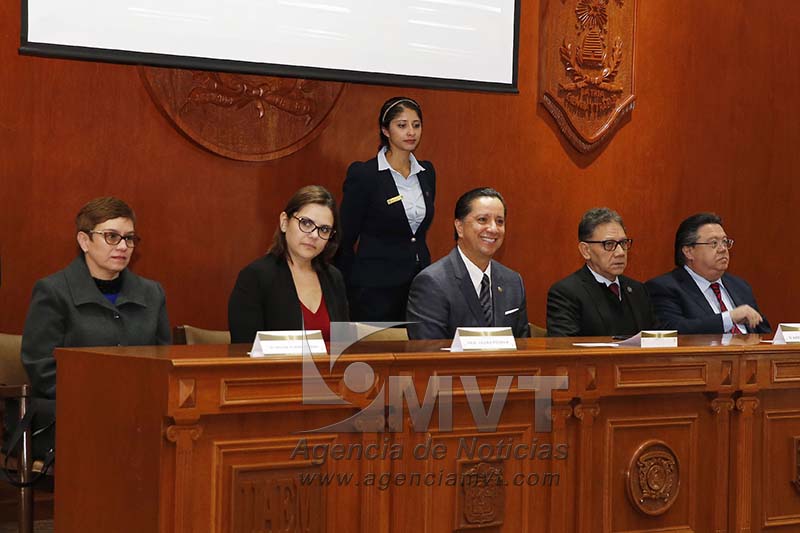 Aumento salarial ejemplar a trabajadores de UAEM