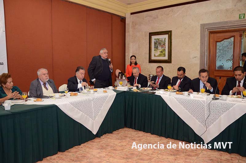 Robos a transporte y secuestros, pesar de empresarios