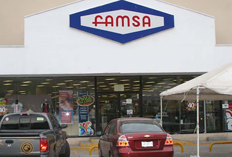 Asaltan tienda Famsa en pleno centro de Toluca