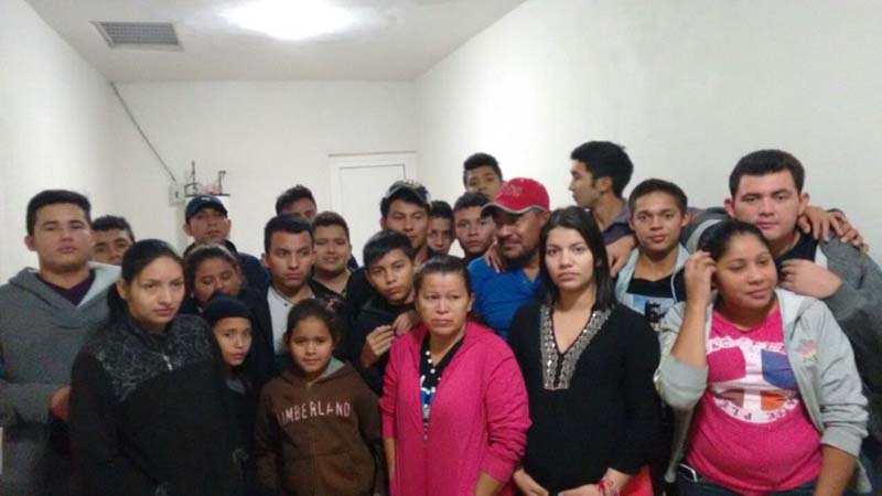 Rescatan en Chiconcuac 22 centroamericanos abandonados
