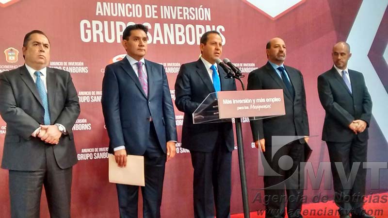 Anuncia Eruviel inversiones por 8 mil millones de pesos