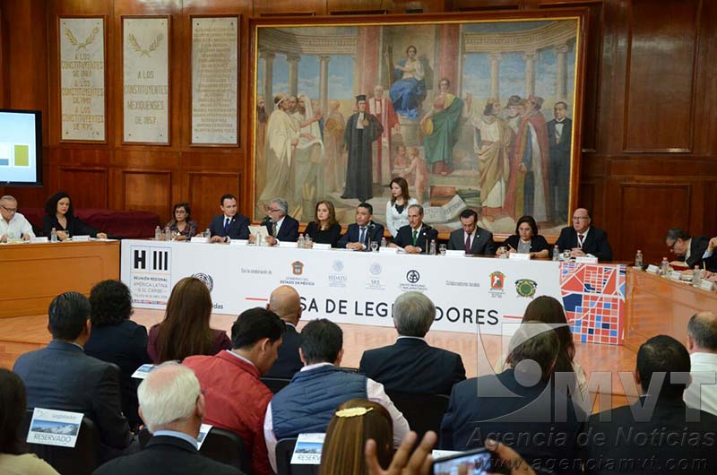 Buscan legisladores soluciones a problemas de metrópolis