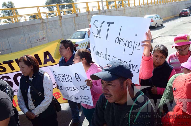 Exigen juicio a la SCT por desacato a mandato judicial en Toluca