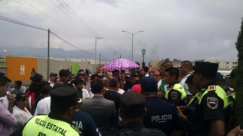 Casi linchan presuntos delincuentes en Chalco