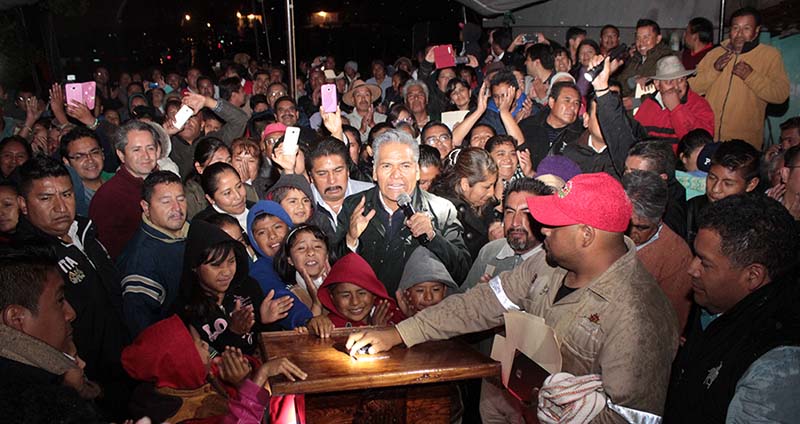 Mejoran iluminación en La Constitución Totoltepec, Toluca