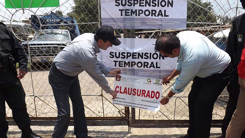 Clausuran deshuesaderos y tiraderos clandestinos de cascajo en Chalco; hay 17 detenidos