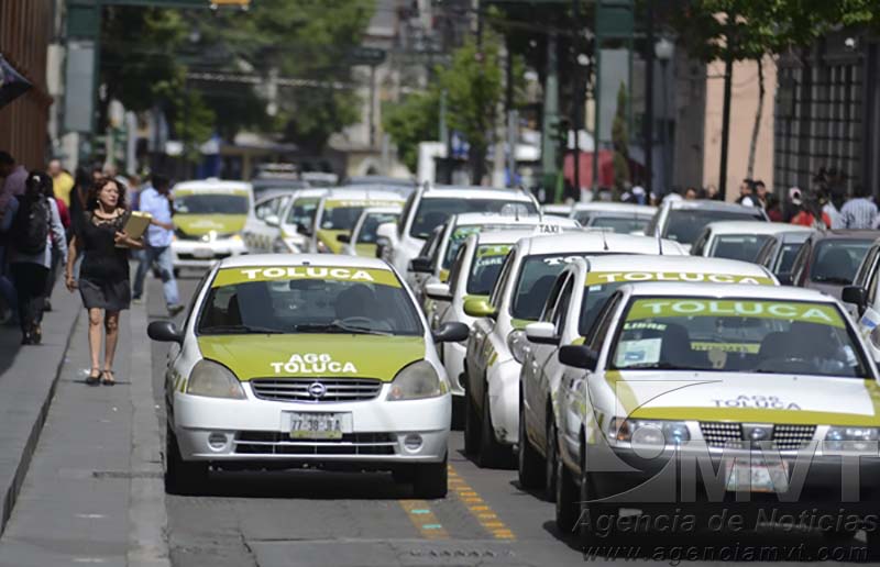 Amplían taxis por celular al Valle de México