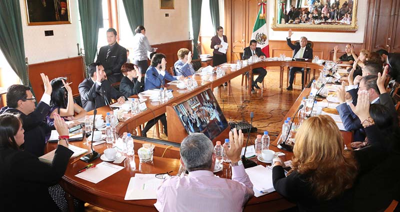 Ciudadanos se expresan libremente en cabildo de Toluca