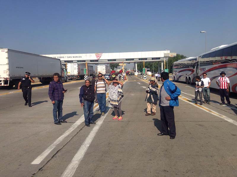 Llegan más de Oaxaca y Chiapas en apoyo del plantón de la CNTE