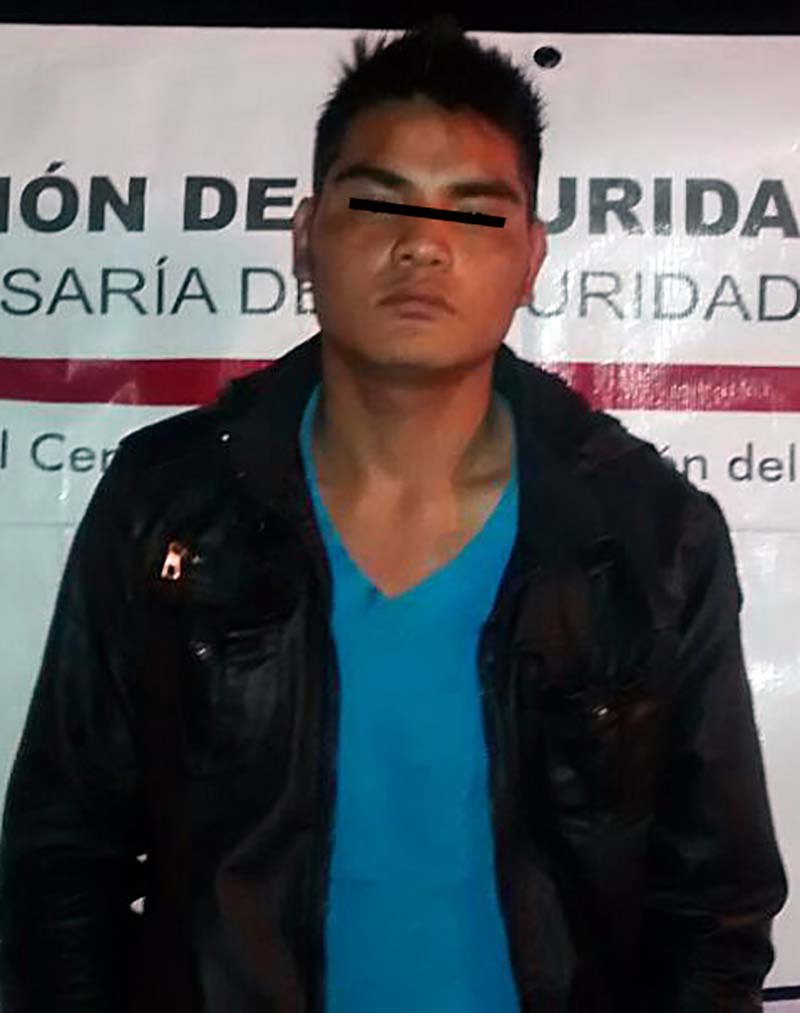 Frustran asalto en local comercial de Toluca y capturan a tres