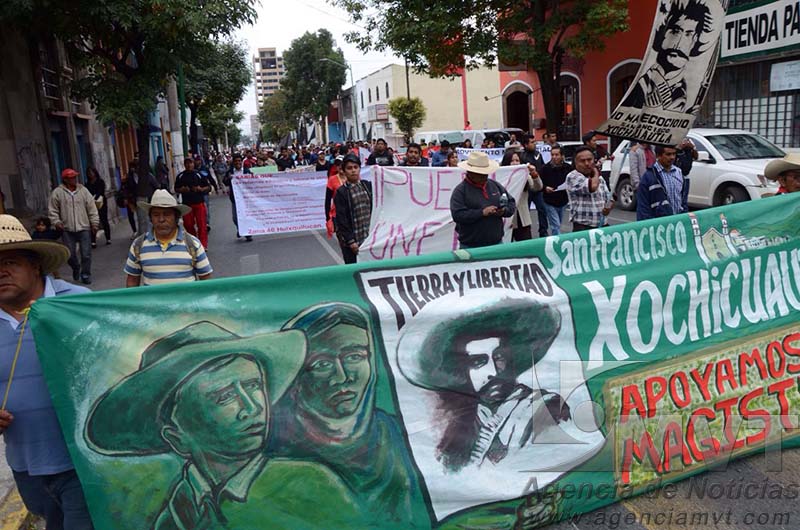 Aplican descuentos salariales a profesores que participan en marchas contra Reforma Educativa