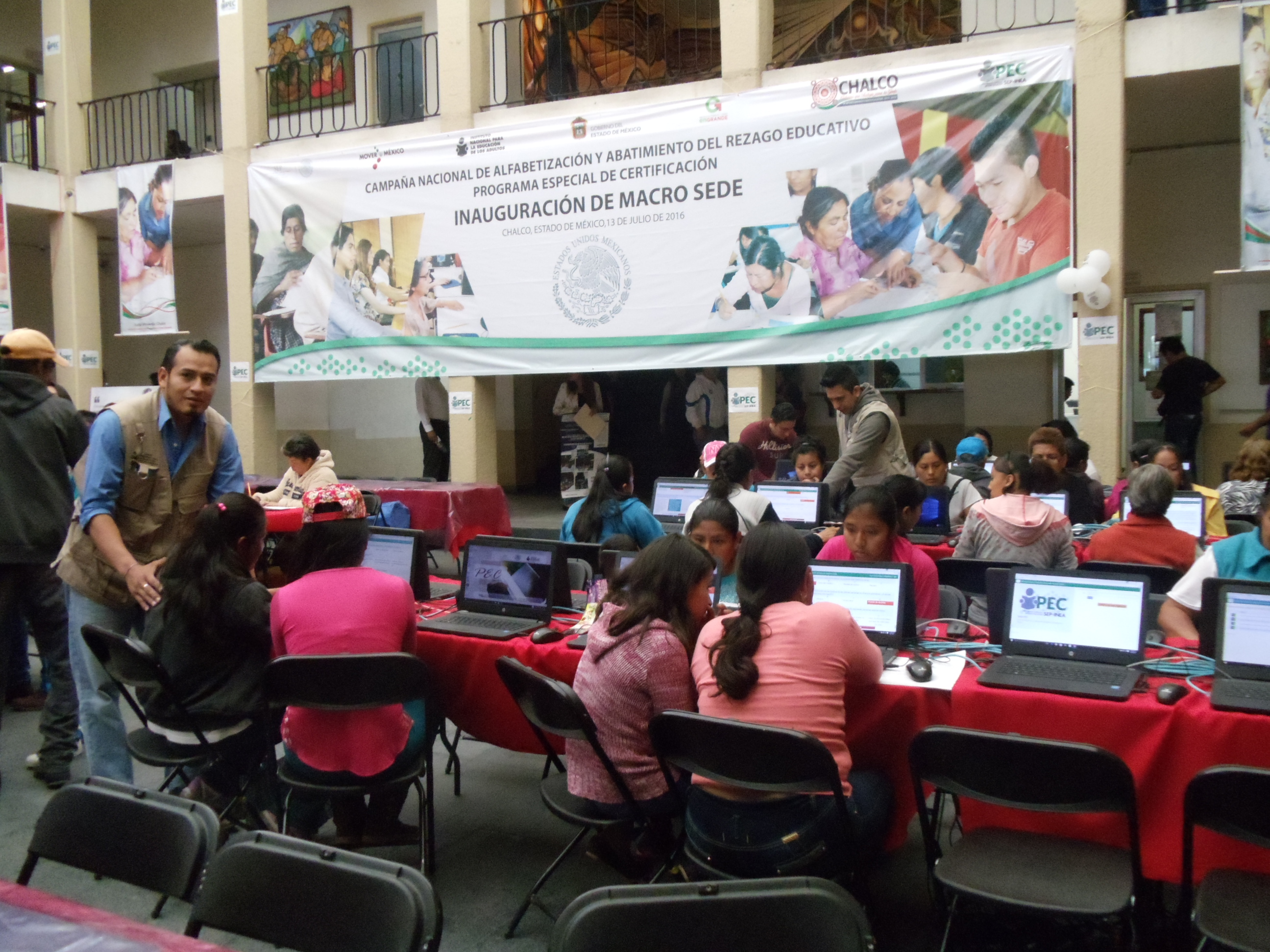 Toluca, Ecatepec y Nezahualcóyotl concentran rezago educativo: INEA