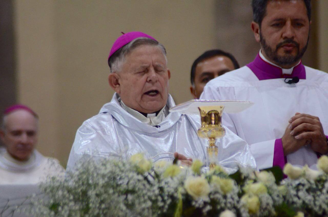 Califica de “chismosos” a los periodistas el obispo de Toluca