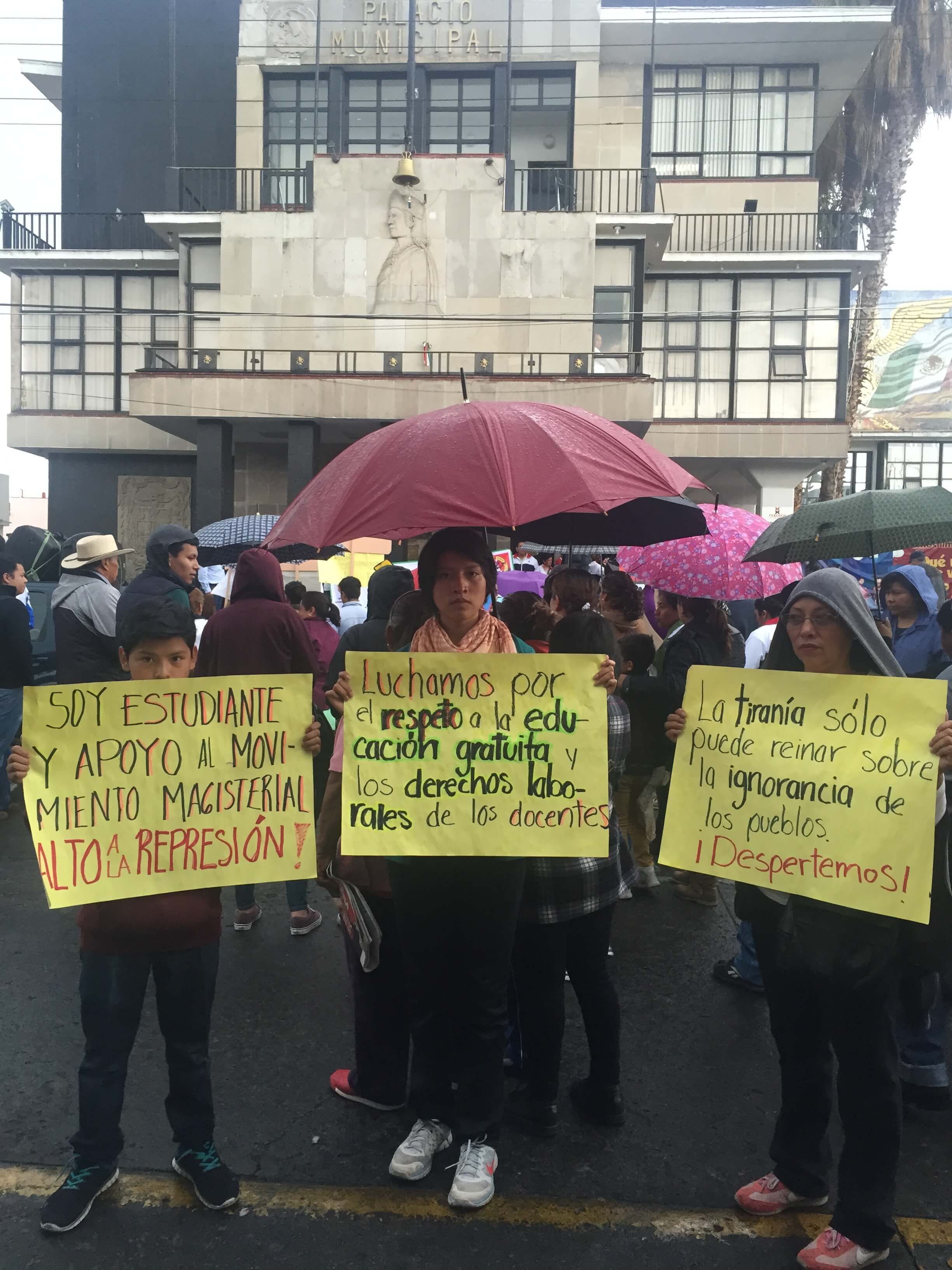 Protestan en Texcoco contra Reforma Educativa