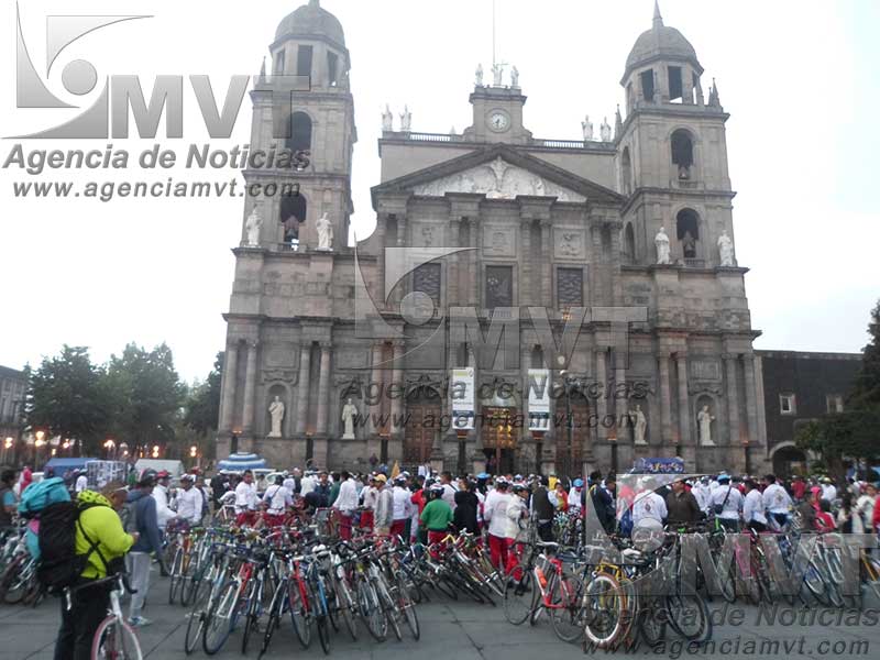 Parten de Toluca más de 2 mil ciclistas en peregrinación a San Juan de los Lagos, Jalisco