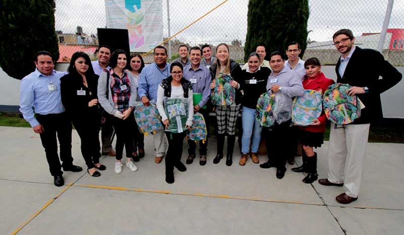 Apoyan empresas esfuerzo que realiza Metepec a favor de educación