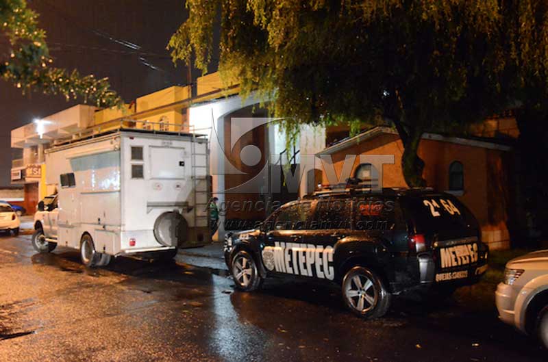 Detenido presunto homicida de dos mujeres en residencial de Metepec