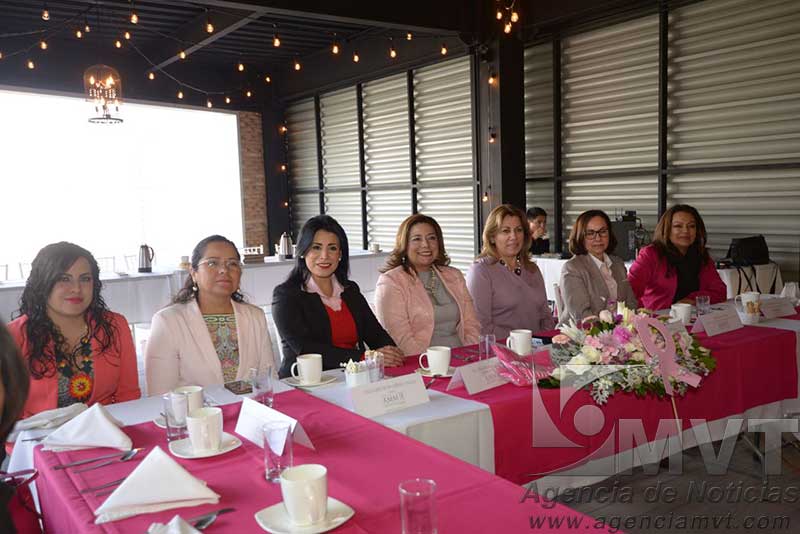 Mujeres listas para administrar al país: Pérez Villalobos