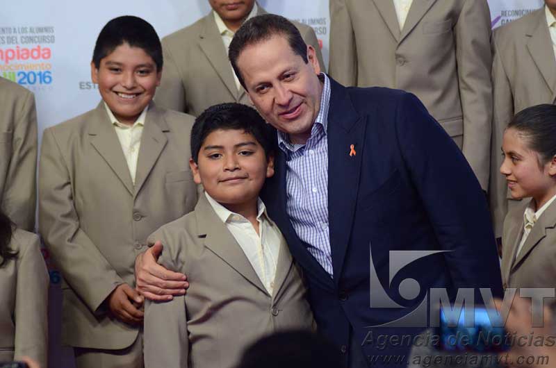 Niño mexiquense gana primer lugar de la Olimpiada Nacional de Conocimiento Infantil 2016