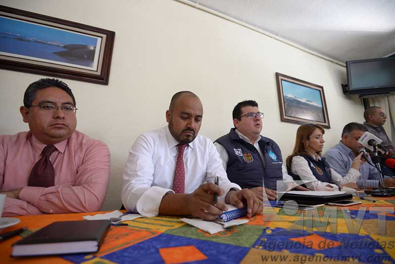 Protestan regidores de Metepec, aunque no saben por qué están inconformes