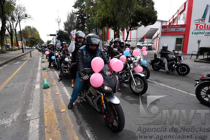 Rodaron en Toluca a favor de la lucha contra el cáncer