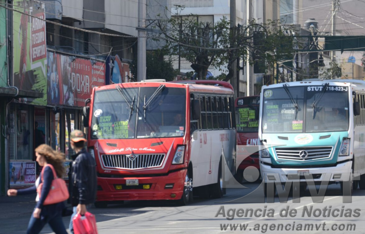 Choferes no respetan las tarifas en el Valle de Toluca