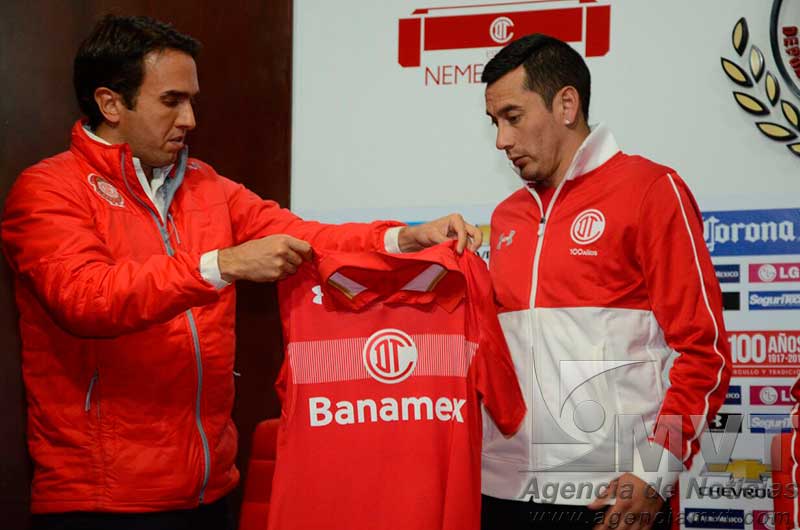 Sin cláusulas el contrato de Sambueza