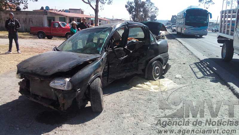 Arroja cuatro lesionados choque en carretera Toluca-Zitácuaro