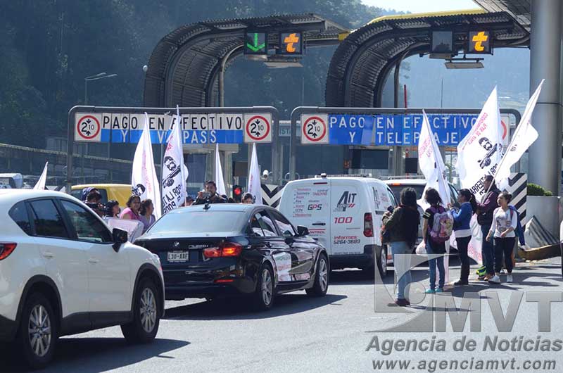 Campesinos protestan pacíficamente contra alza en combustibles