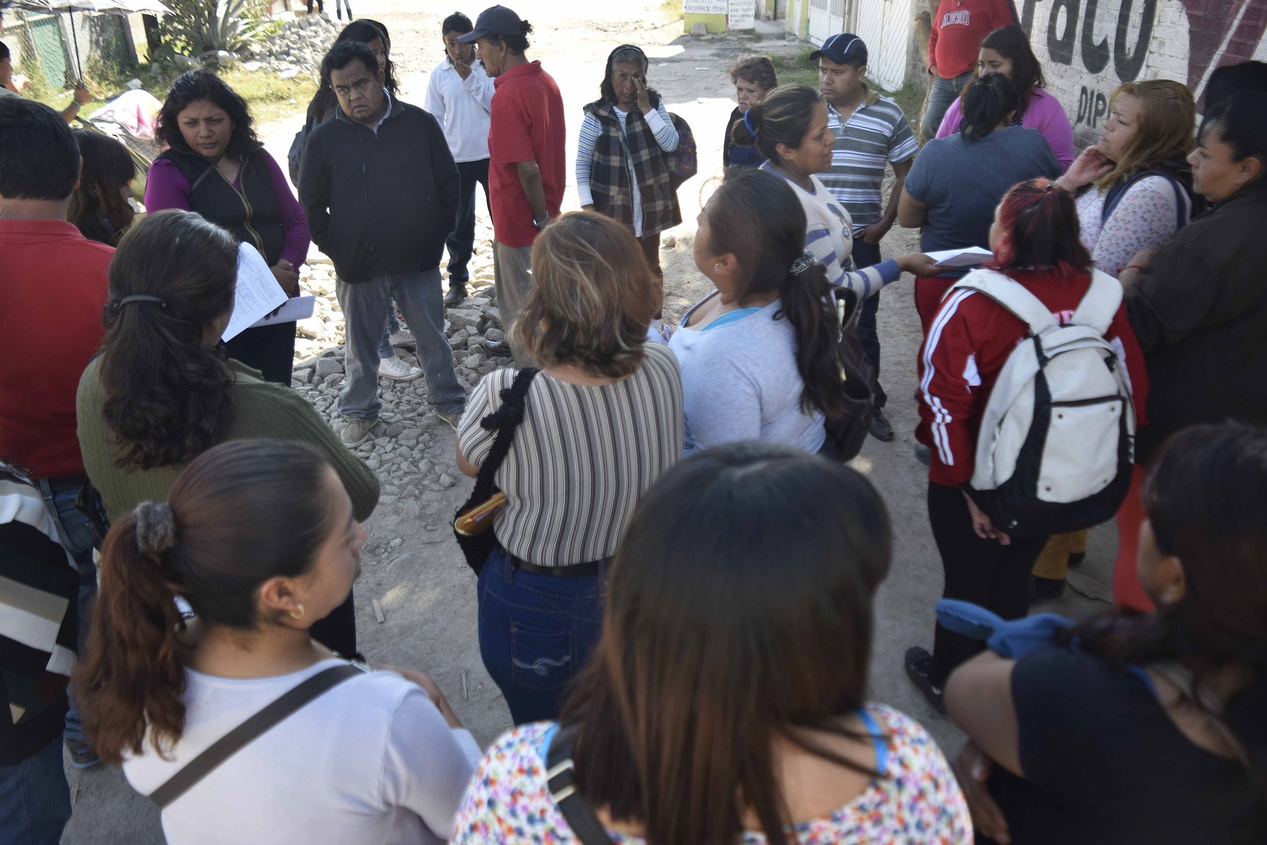 Alcalde de Atenco niega apoyo a familias en pobreza