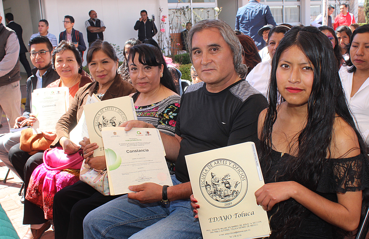 Cientos de jóvenes becados se profesionalizan en EDAYO Toluca