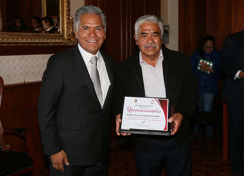Estrenará Toluca camiones para recolección de basura, moto patrullas y un vactor