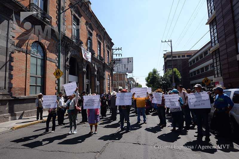 Mueren mexiquenses por falta de atención en hospitales de la Secretaría de Salud