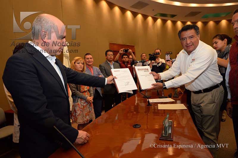 Morena entregó al IEEM plataforma electoral y acuerdo para reducir gastos de campaña