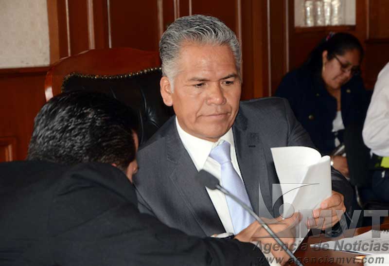 Alerta alcalde de Toluca sobre fraudulentos que ofrecen servicios municipales falsos