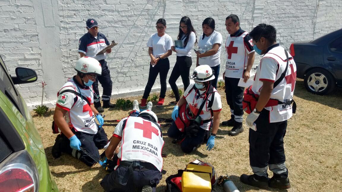 Examina Cruz Roja a 193 alumnos, aspirantes a Paramédicos