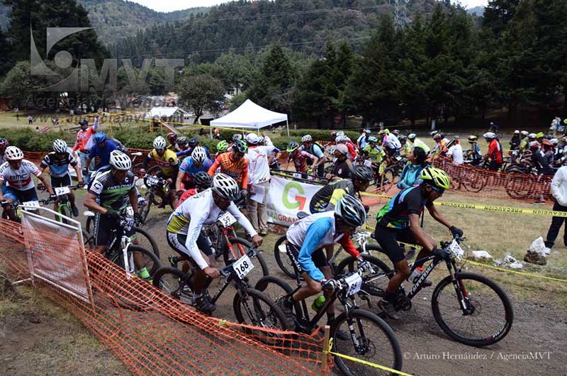 Adrenalina pura en el Serial de Ciclismo de Montaña en Ocoyoacac