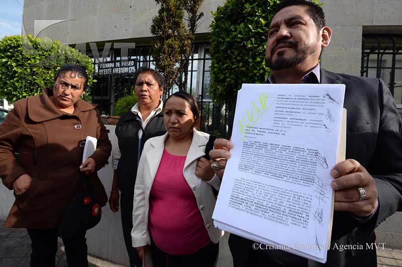 Regidores de Amanalco denuncian a alcalde por incumplimiento