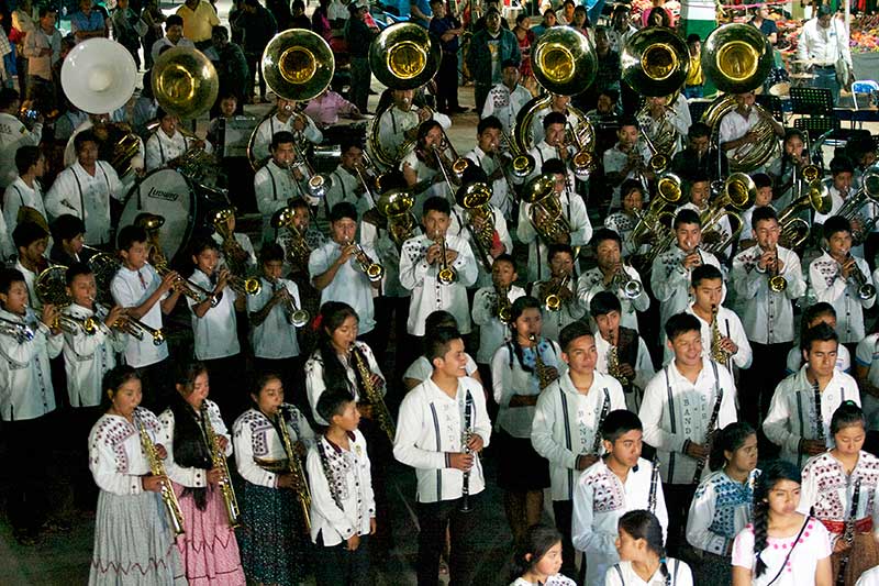 Jóvenes músicos oaxaqueños estrenan «Sones Viajeros» en Toluca