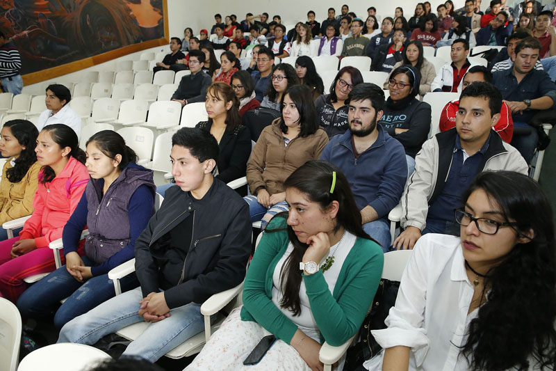 Universitarios disertan sobre medio ambiente y sustentabilidad: UAEM