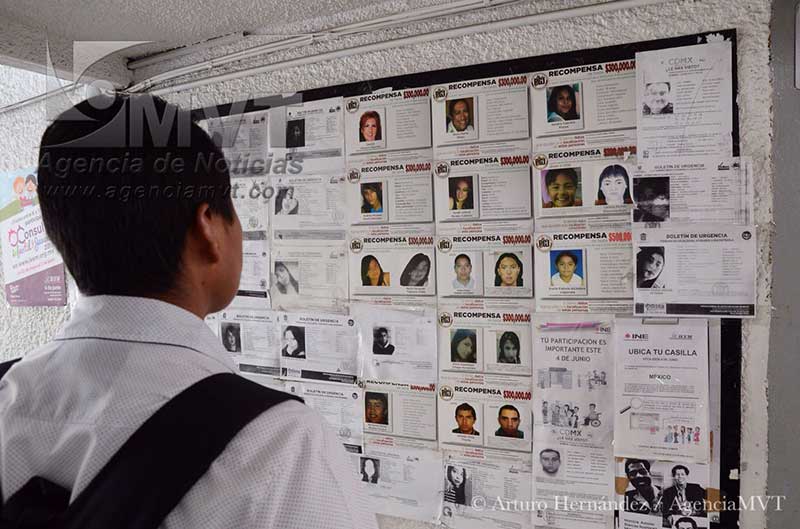 “Muro de extraviados” revela el grave problema de las desapariciones en Edomex