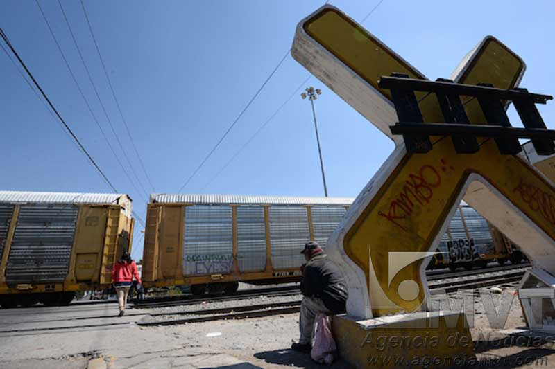 Arrolla tren a persona en la Toluca-Palmillas