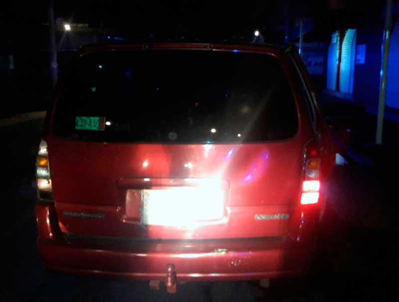 Atrapan a tres que andaban “paseando” un cadáver en Nezahualcóyotl