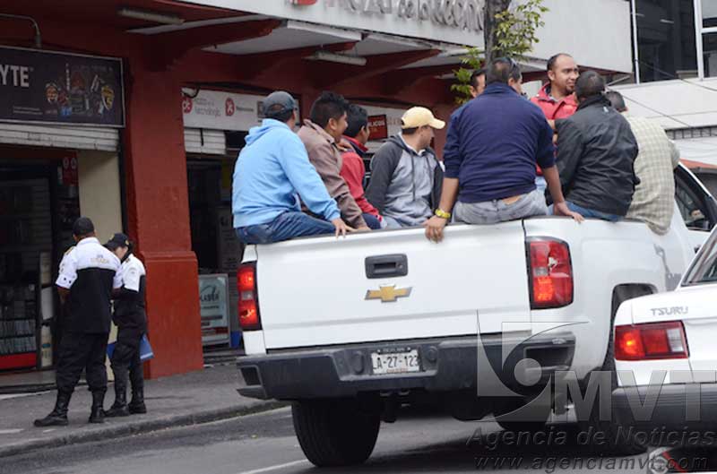 Trifulca entre comerciantes y verificadores en centro de San Cristóbal