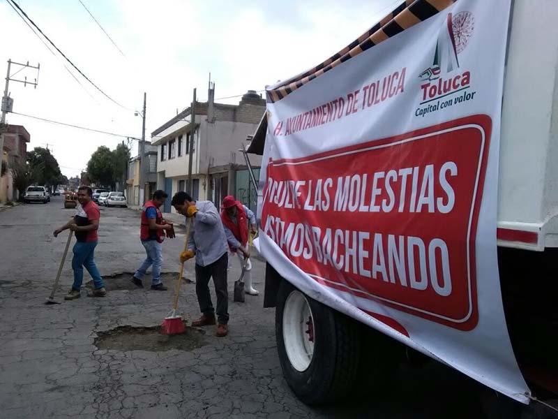 Continúa Campaña Intensiva de Bacheo en Toluca  