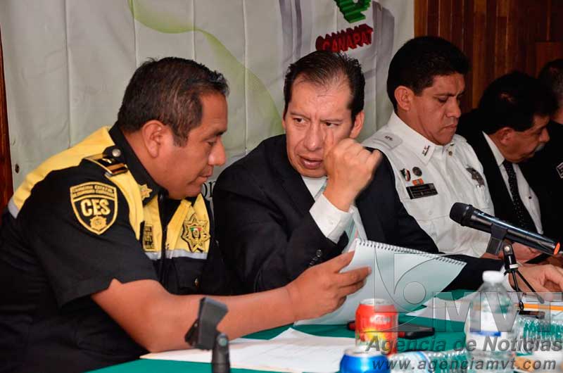 Infraccionaron a 300 automovilistas que intentaron burlar el Reglamento de Tránsito el primer día de operativo en Toluca