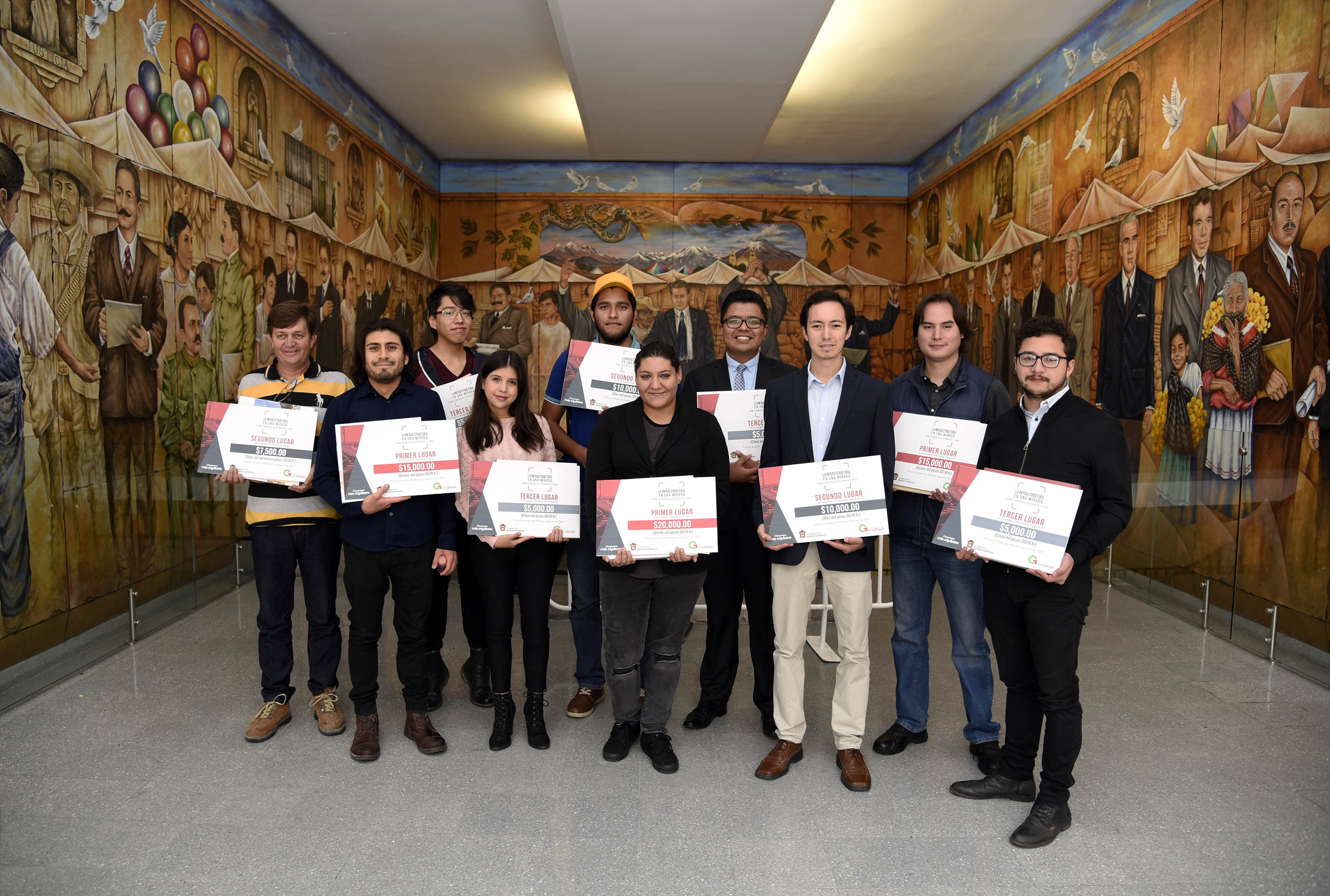 Entregan premios a ganadores del concurso  “La Infraestructura en una Mirada”
