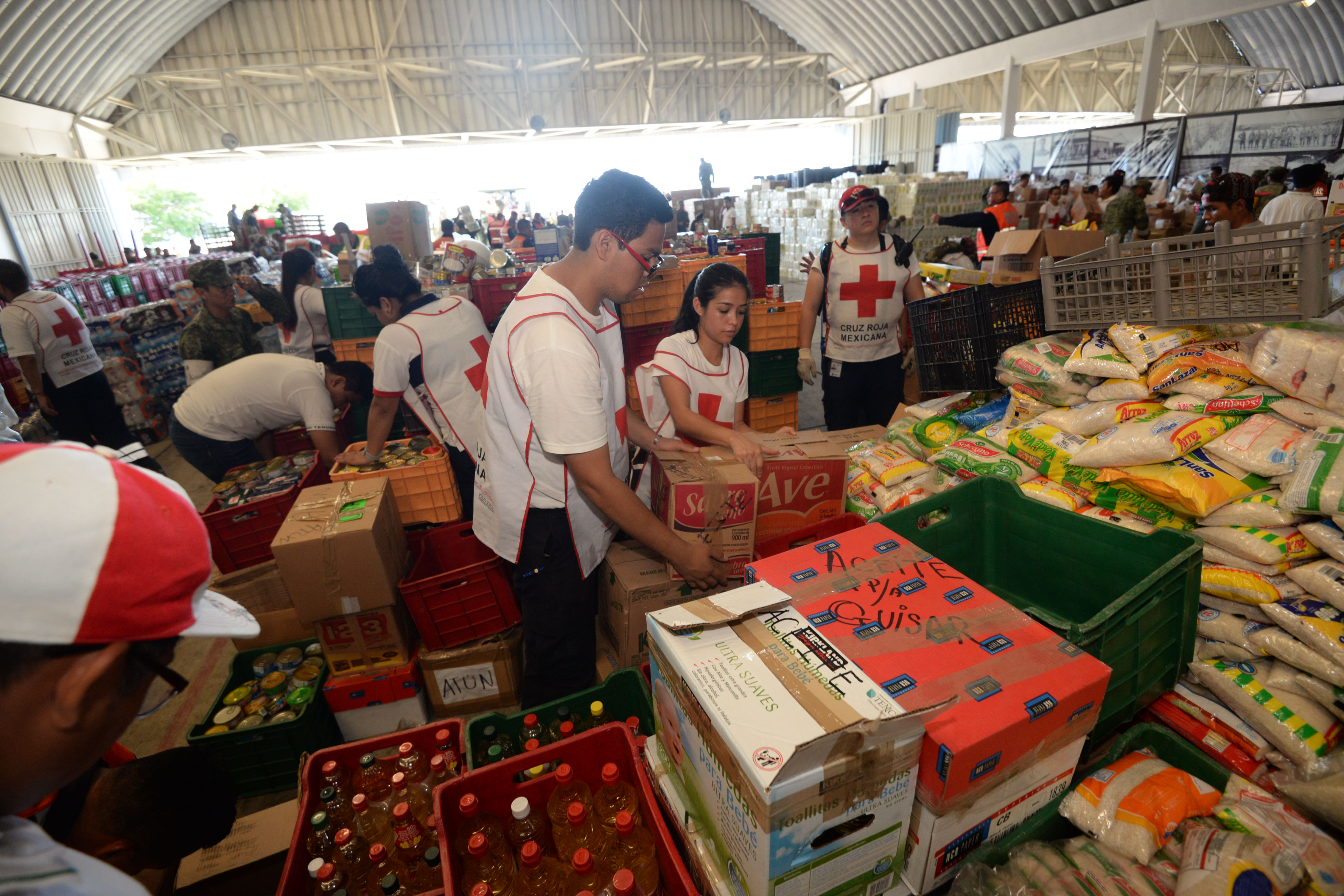 Regresan voluntarios de Cruz Roja Edomex que apoyaron tareas humanitarias por sismo en Oaxaca